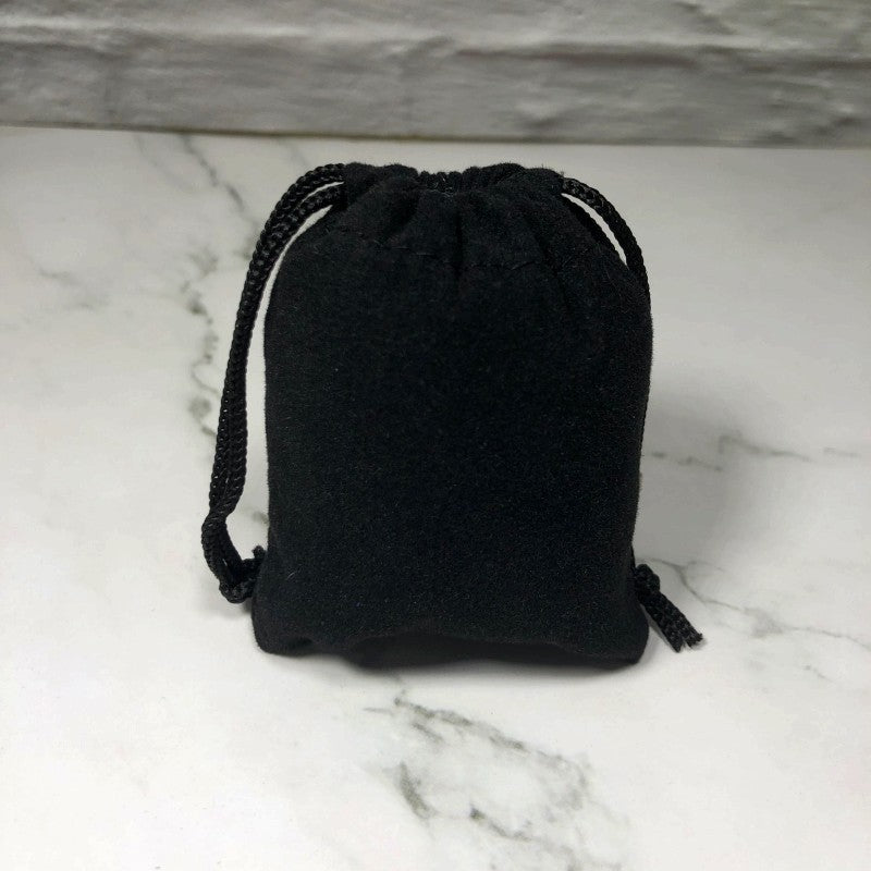 Luxury Velvet Necklace Gift Pouch (7 × 9 cm)